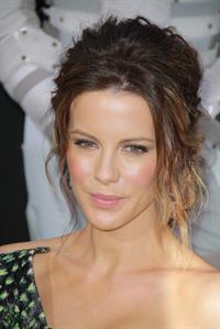 Kate Beckinsale Premiere of Columbia Pictures' 'Total Recall' at Grauman's Chinese Theatre in Hollywood August 1-20 