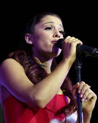 Ariana Grande Citadel Outlet’s 11th annual Tree Lighting Ceremony and Concert in LA 11/10/12 