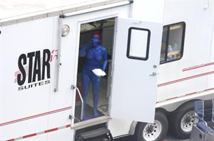 Jennifer Lawrence s On the Set of X-Men: Days of Future Past - Montreal, Canada (May 31, 2013) 