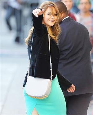 Jennifer Lawrence Arriving at the Jimmy Kimmel Live (January 31, 2013) 