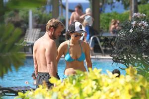 Jennifer Lawrence bikini candids in Maui 11/21/12 