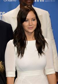 Jennifer Lawrence - The Silver Linings Playbook Press Conference & Photocall at TIFF (September 9, 2012)