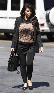 Kim Kardashian - Out in Los Angeles (29.03.2013) 