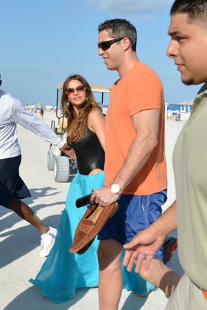 Sofia Vergara - beach candids in Miami 1/2/13  