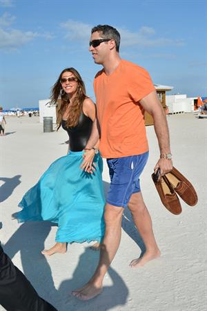 Sofia Vergara - beach candids in Miami 1/2/13  