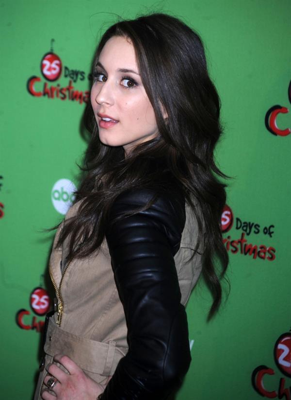 Troian Bellisario