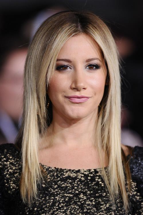 Ashley Tisdale video Breaking Dawn 2 premiere in LA 11/12/12 