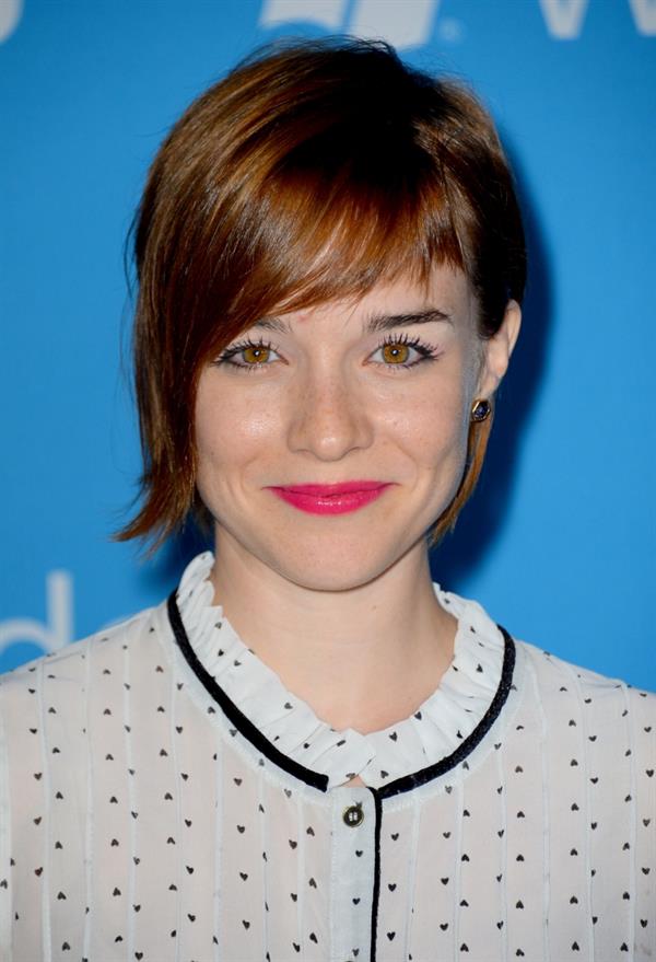 Renée Felice Smith