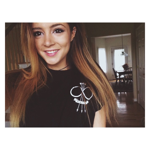 Chrissy Costanza