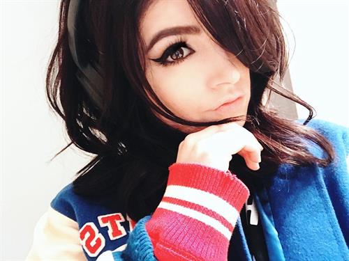 Chrissy Costanza taking a selfie