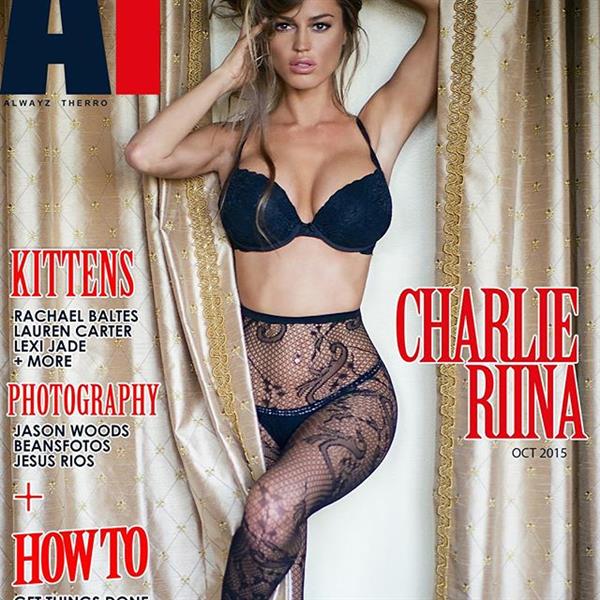 Charlie Riina in lingerie