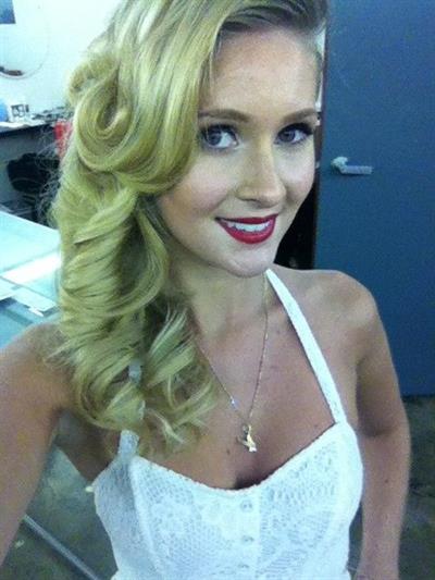 Lauren Volker taking a selfie