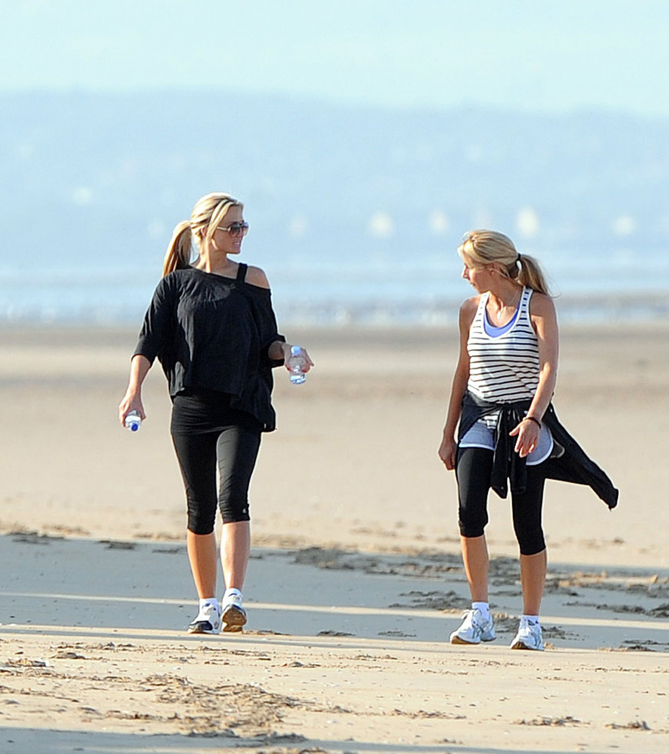 Alex Curran - Personal training session on a beach on September 19, 2011