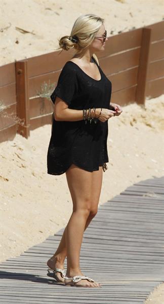 Alex Curran - Bikini candids spain - June 15, 2011