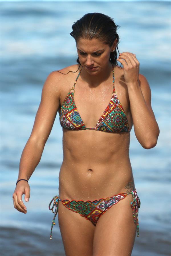 Alex Morgan bikini candids in Hawaii 12/19/12 