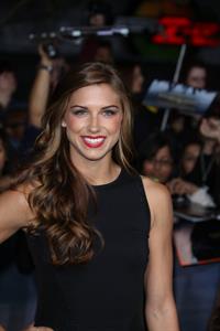 Alex Morgan video Breaking Dawn 2 premiere in LA 11/12/12 
