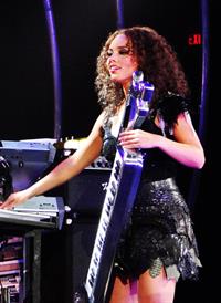 Alicia Keys performs live on stage at the Allstate Arena in Rosemont on March 3, 2010 