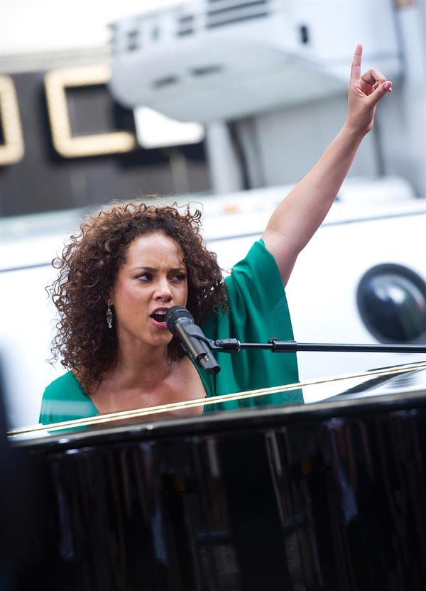 Alicia Keys visits ABC's Good Morning America on June 28, 2011 