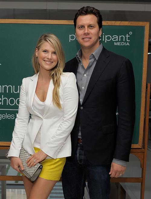 Ali Larter communities in schools celebrates school life fundraiser in Los Angeles on June 15, 2011