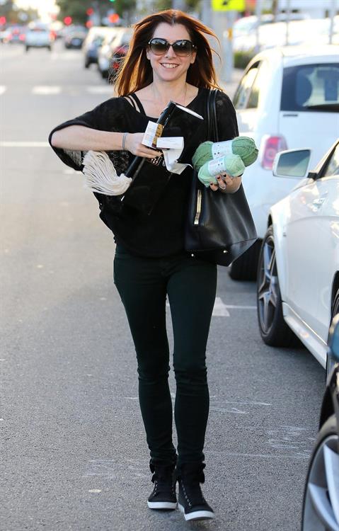 Alyson Hannigan Goes shopping in Santa Monica (November 7, 2013) 
