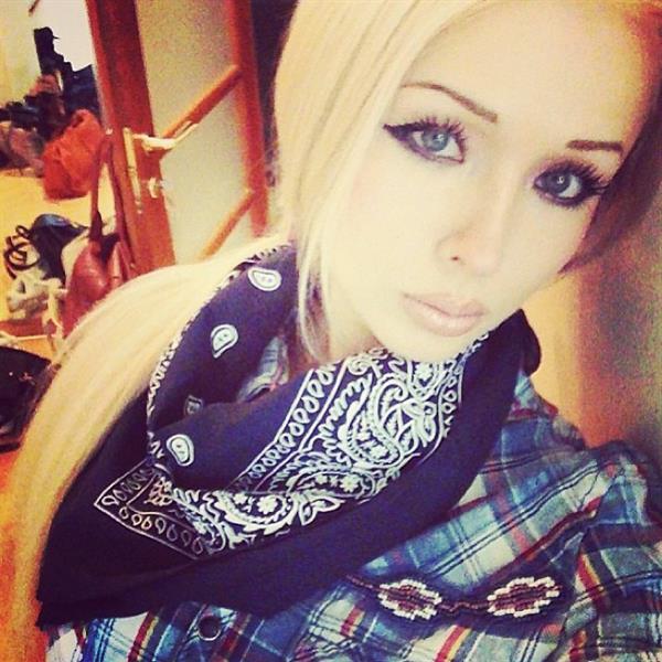 Valeria Lukyanova taking a selfie