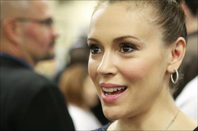 Alyssa Milano A Night Of Entertainment With Don Mattingly Hosted By George Lopez (Jan 24, 2013) 