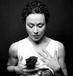 Amanda Mealing Photoshoots  