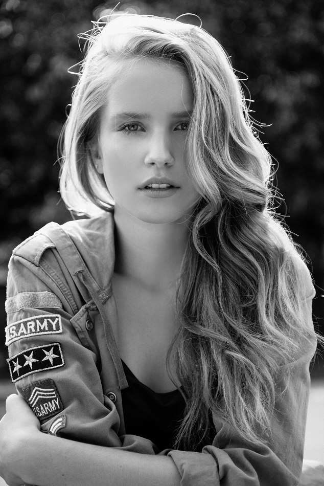 Sailor Brinkley Cook Pictures