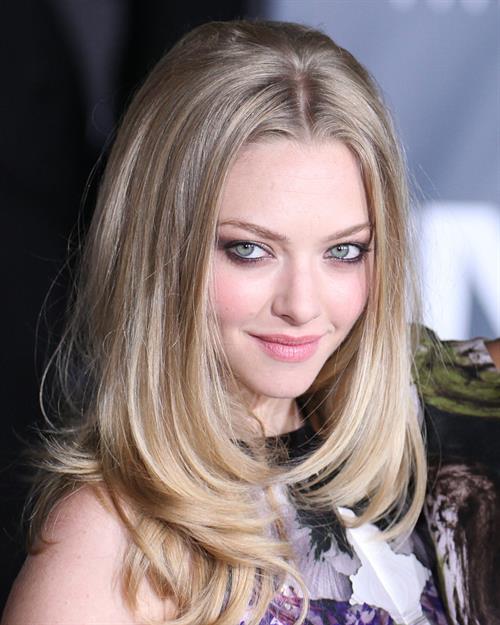 Amanda Seyfried In Time premiere in Los Angeles on October 20, 2011 