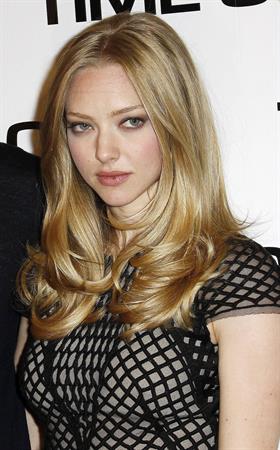 Amanda Seyfried Time Out photocall at Bristol Hotel in Paris on November 4, 2011 