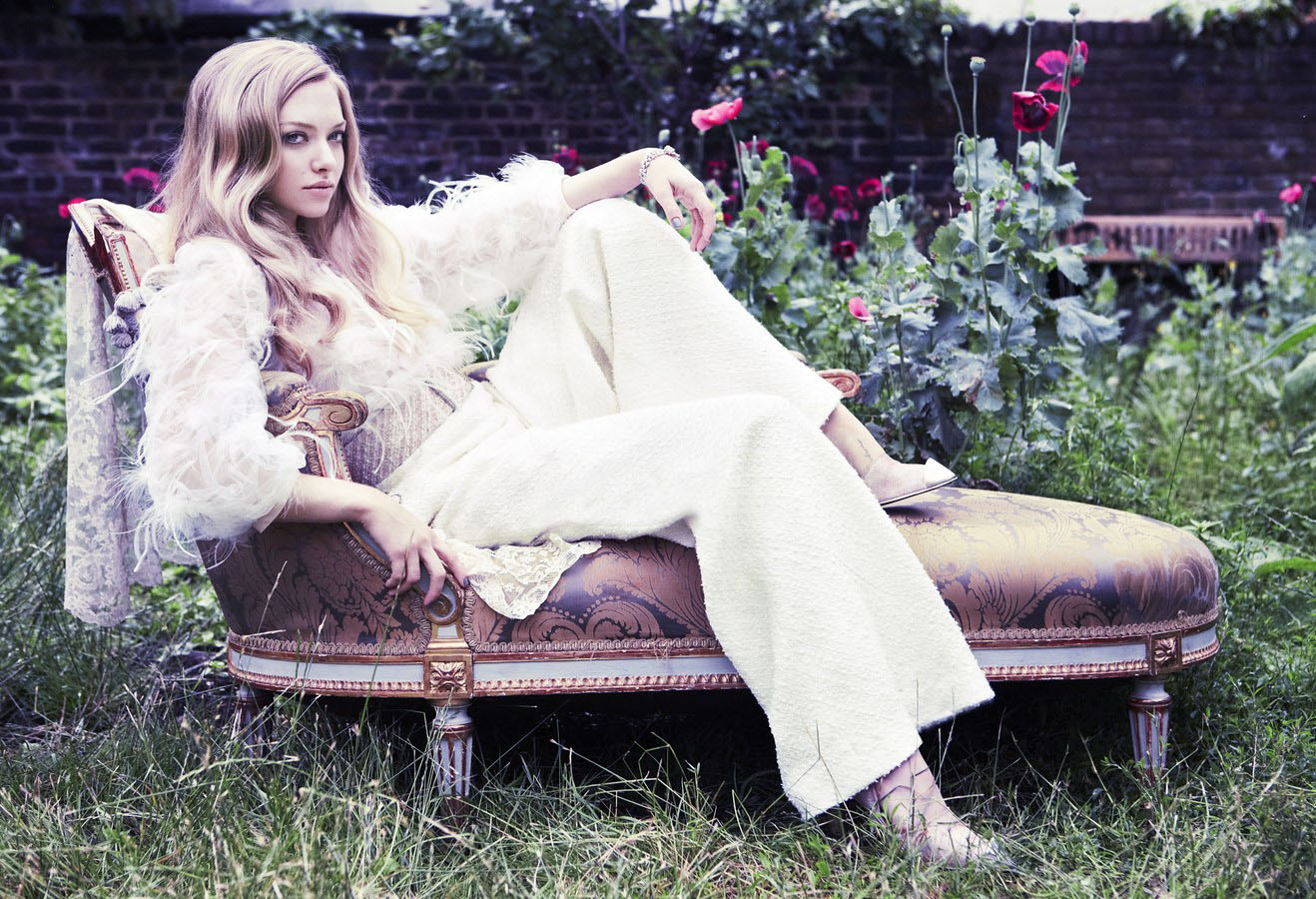 Amanda Seyfried - By Simon Emmet For Vanity Fair December 2012