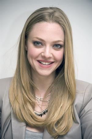 Amanda Seyfried Gone press conference portraits by Vera Anderson in Beverly Hills on February 10, 2012 