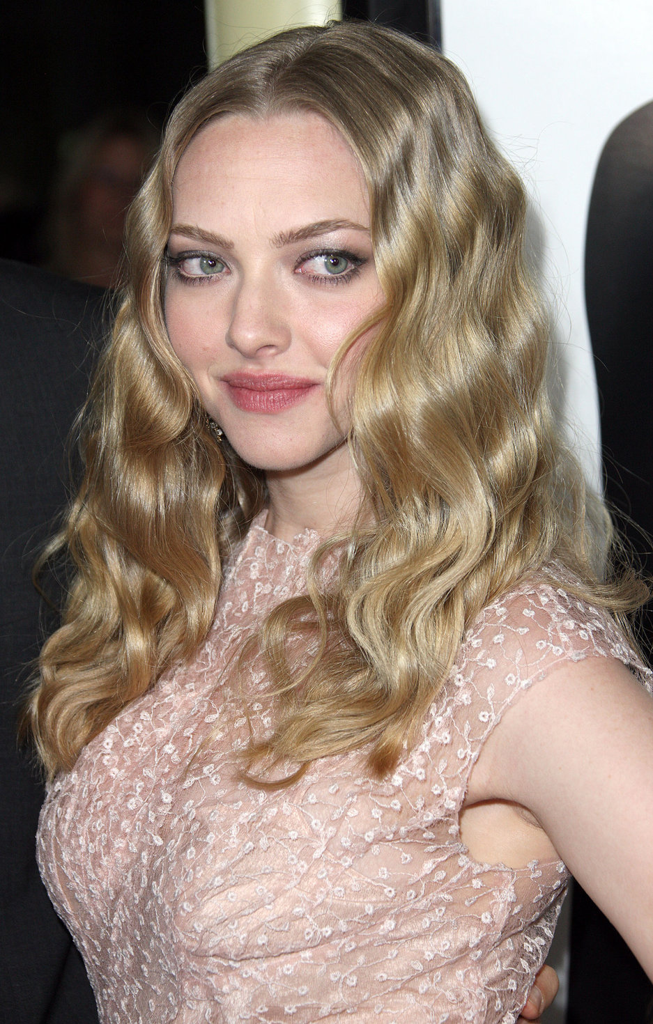 Amanda Seyfried Gone premiere in Los Angeles on February 21, 2012