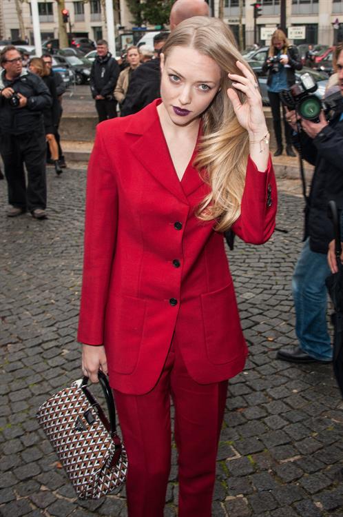 Amanda Seyfried attending Miu Miu show in Paris - October 3, 2012 
