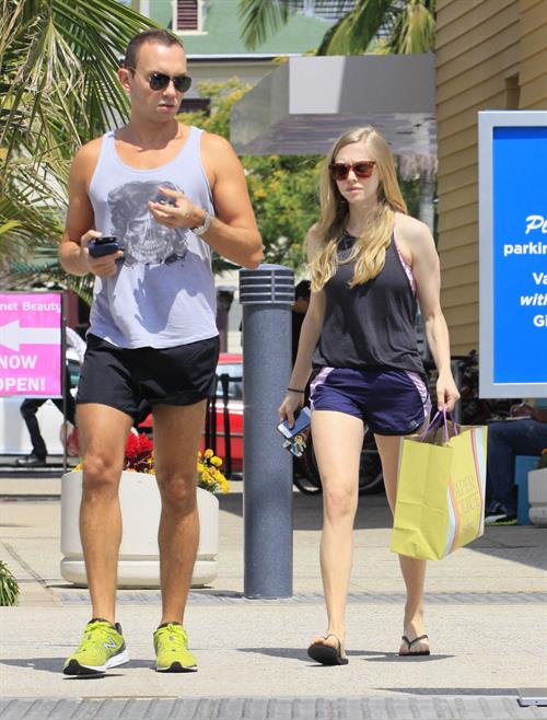 Amanda Seyfried Shopping In Los Angeles June 5, 2012