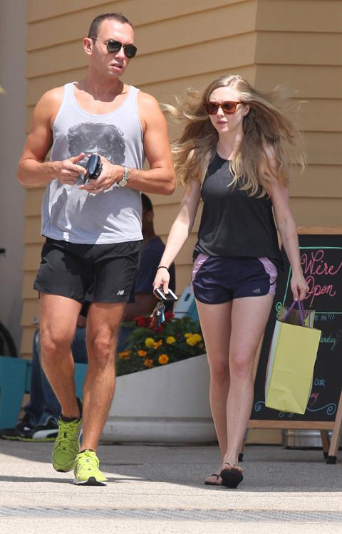 Amanda Seyfried Shopping In Los Angeles June 5, 2012