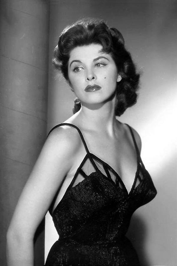 Tina Louise