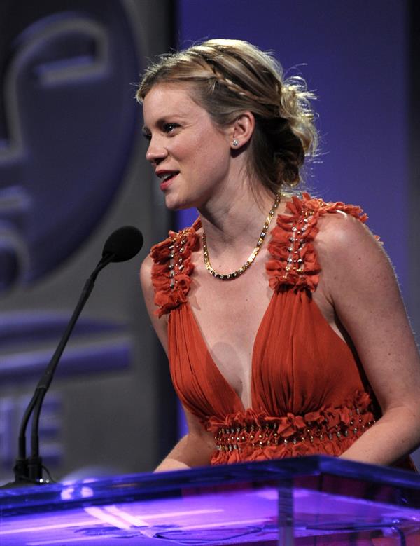 Amy Smart 8th Annual Visual Effects Society VES Awards in Century City February 28, 2010 