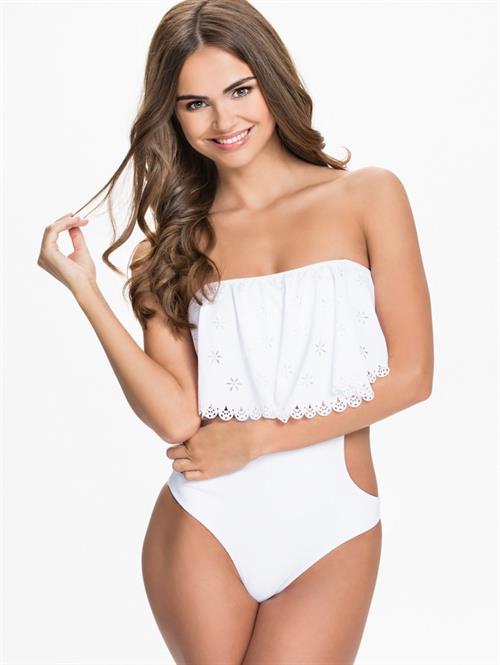 Xenia Deli in a bikini