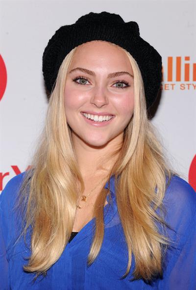 AnnaSophia Robb Target  Falling for You  - NY Event, Oct 12, 2012 