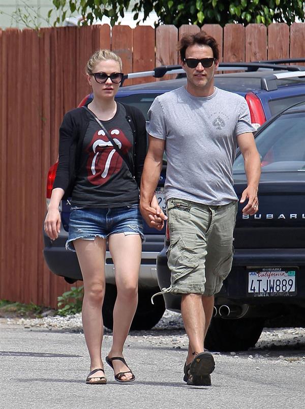 Anna Paquin Venice Beach candids on July 30, 2011 