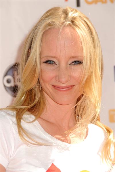 Anne Heche Stand Up to Cancer on September 10 2010 