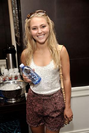 AnnaSophia Robb - Get Glam A Fashion Week Lounge at The Empire Hotel- Day 3, Sep 9, 2012