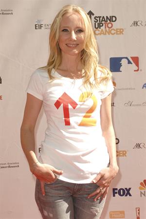 Anne Heche Stand Up to Cancer on September 10 2010 