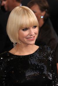 Anna Faris attends the 84th Annual Academy Awards on February 26, 2012