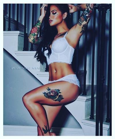 Kayla Cadorna in lingerie