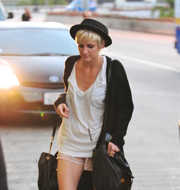 Ashlee Simpson LAX Airport on July 6, 2011