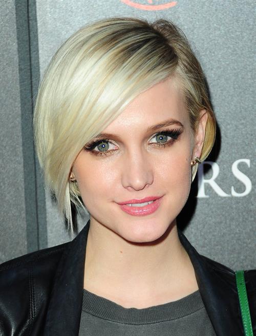Ashlee Simpson Escape to Total Rewards Event in Hollywood Highland Center in Los Angeles on March 1, 2012