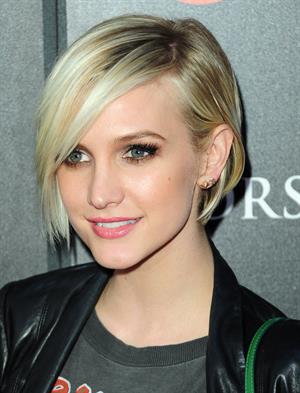 Ashlee Simpson Escape to Total Rewards Event in Hollywood Highland Center in Los Angeles on March 1, 2012