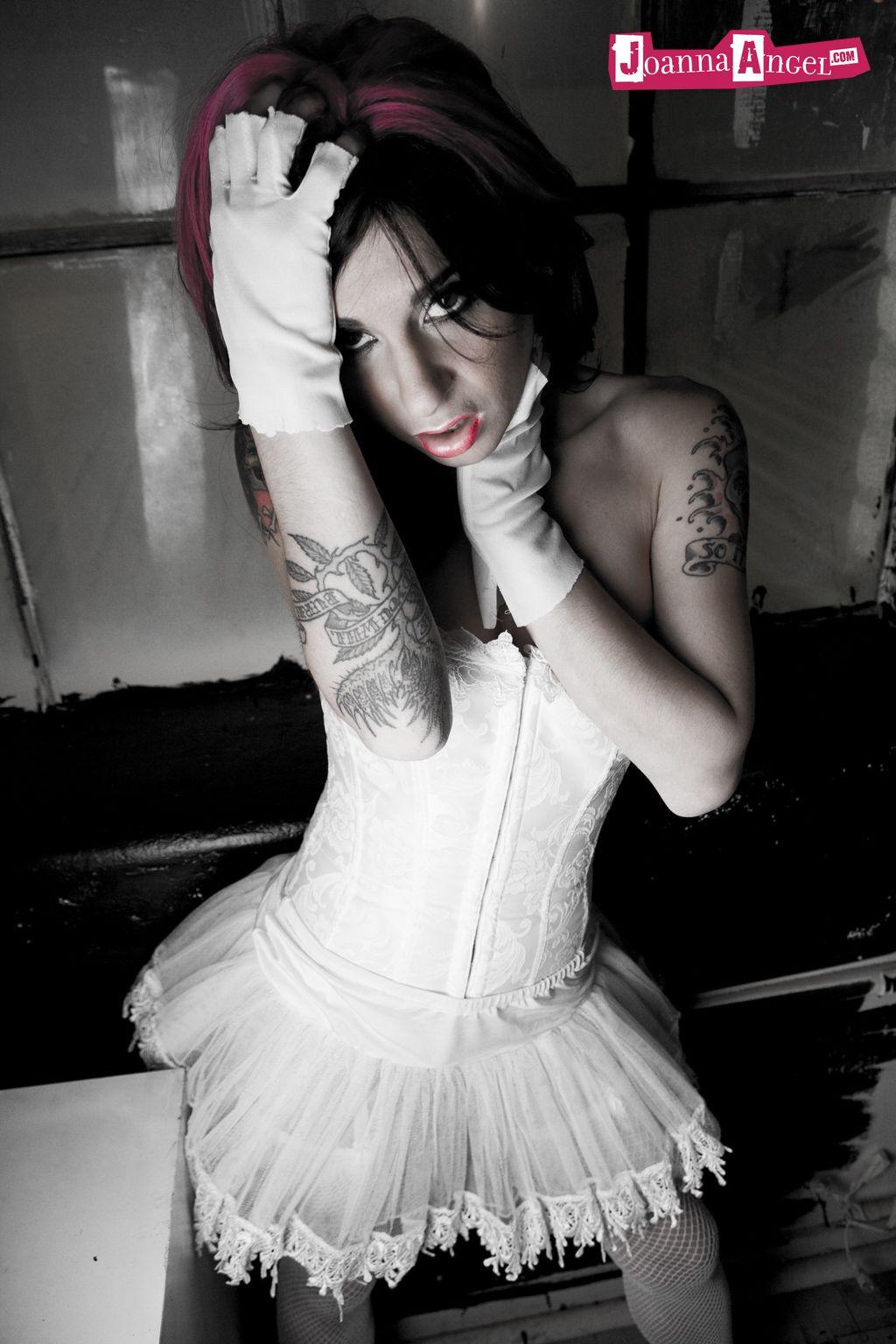 Joanna Angel